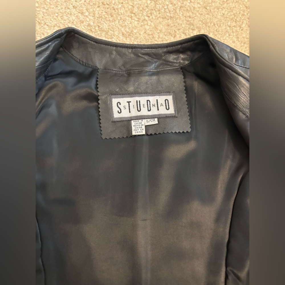 Siena Studio Vintage Leather Gold Accent Full Zip Black Vest Women’s Size Small - Picture 10 of 13